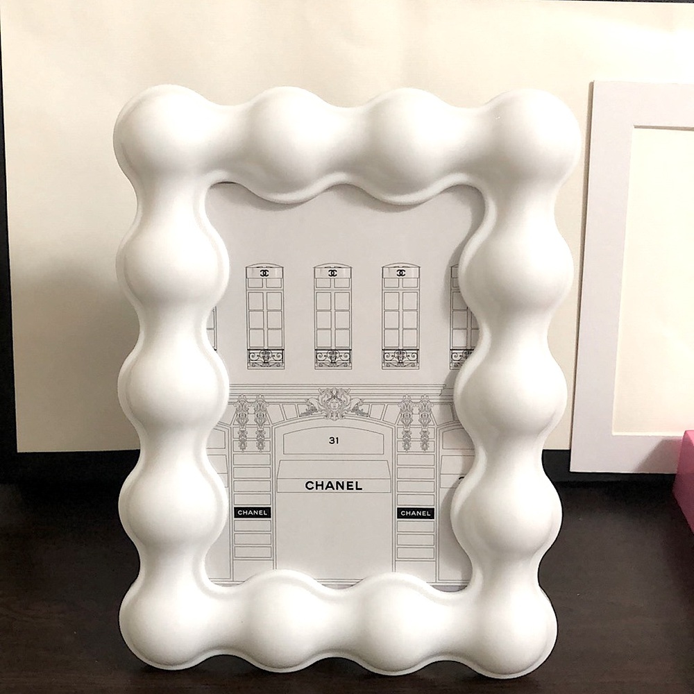 Chanel 31 Boutique Card in Frame